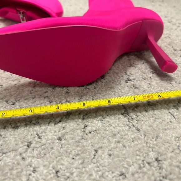 Steve Madden NEW 6.5 “Vakay” Pink Heeled socked Boots Stiletto Minimalist Design - Picture 14 of 16